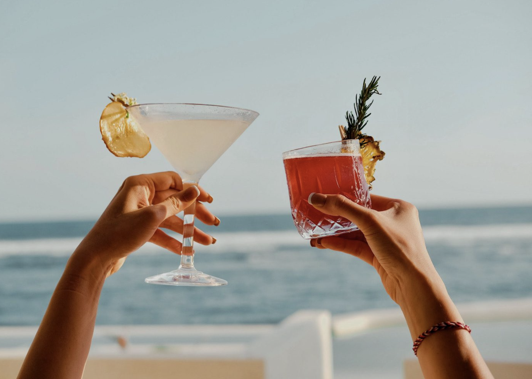 drinker på stranden